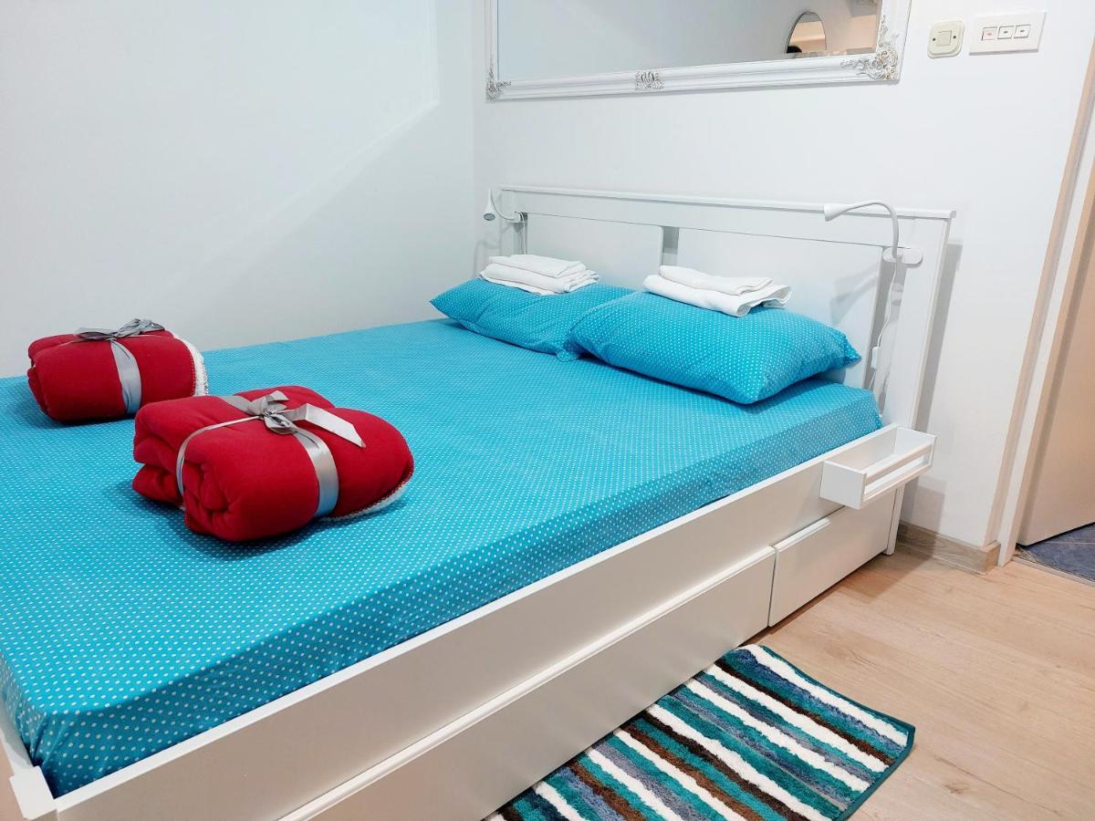 Sha La La - Charming, Unique Studio In A Historic Building Next To A Castle, Wifi, Smart Tv, Washer-Dryer Bakar Buitenkant foto
