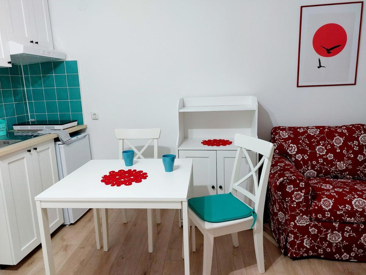 Sha La La - Charming, Unique Studio In A Historic Building Next To A Castle, Wifi, Smart Tv, Washer-Dryer Bakar Buitenkant foto